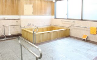 デイサービス浴室